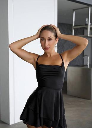 Сексуальный и соблазнительный женский пеньюар