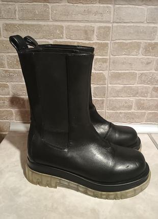Чоботи 38 розмір