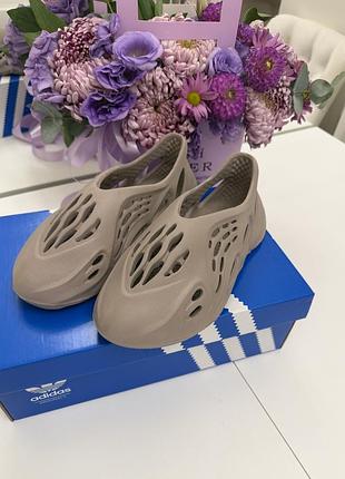 Adidas yeezy foam runner тапочки адидас