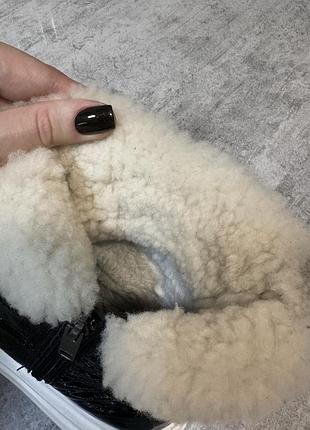 Зимові черевики з овчиною