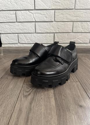 Туфлі шкіряні закритий туфель 36 р.