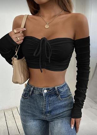 Топ чорний з відкритими плечима та довгими рукавами розмір м