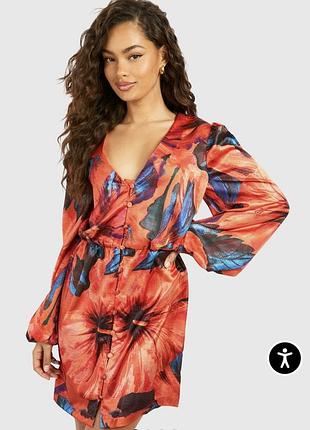 Сатинова сукня з широкими рукавами