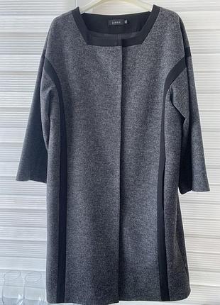 Пальто класичне весна-осінь розмір м