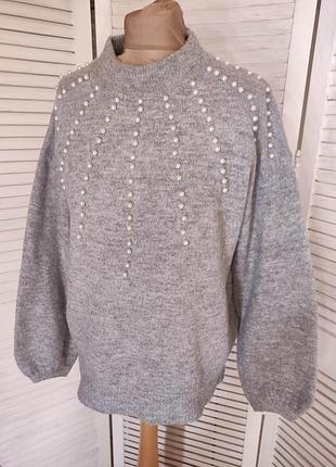Сірий светр