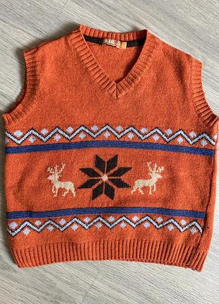 Шерстяной теплый жилет