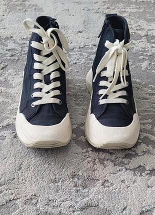 Zara високі кеди на блискавці та шнурівці