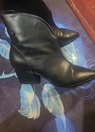 Ботинки 37 размер