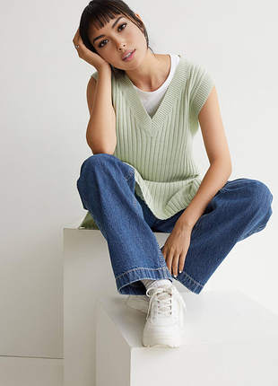 Брендовый светло-зеленый жилет, безрукавка "divided h&m". размер xs/s.
