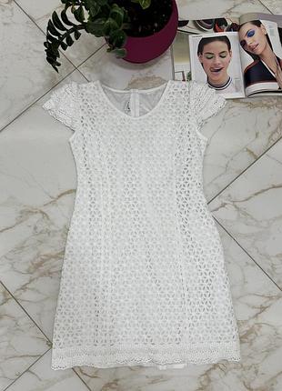 Жіноча коротка неймовірна біла ажурна сукня з прошви