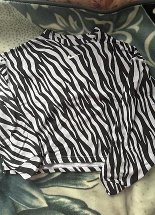 Світшот від nike, в принт зебри