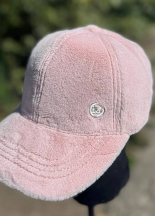 Хутряна бейсболка для зими рожевого кольору кепка з хутра на зиму рожева 55-60 см бейсболка меховая для зимы розового цвета кепка из меха