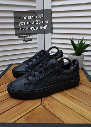 Повністю шкіряні жіночі кросівки ugg