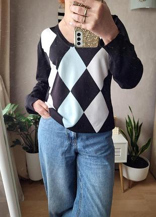 Светрик стиль аргайл  ромб