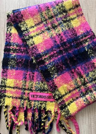 Теплий шарф vs