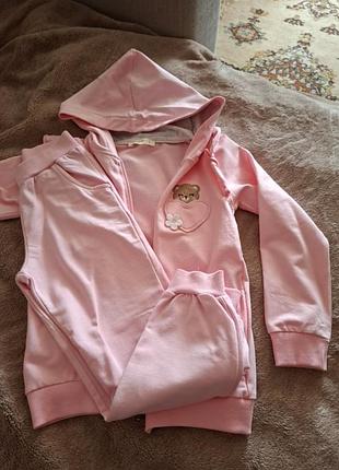 Костюм для дівчинки