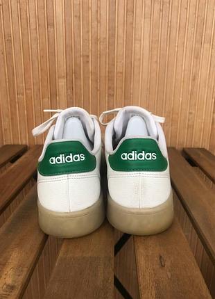 Кросівки adidas neo advantage 4
