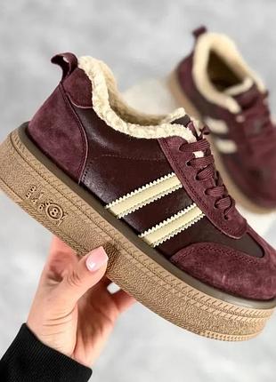 Теплые анатомические кроссовки