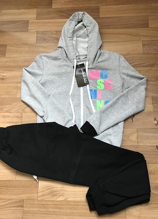 Спортивний костюм на дівчинку 134-152р