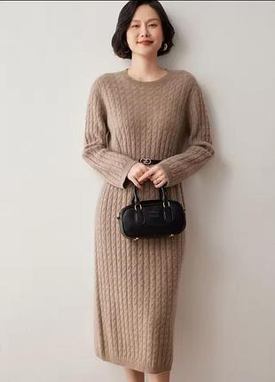 Тёплое платье, размер l