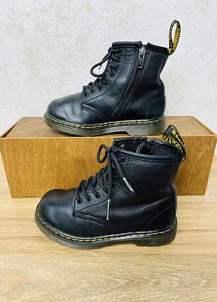 Черевики dr. martens