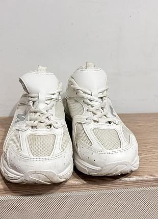 Продам речі і взуття б/у гарному стані