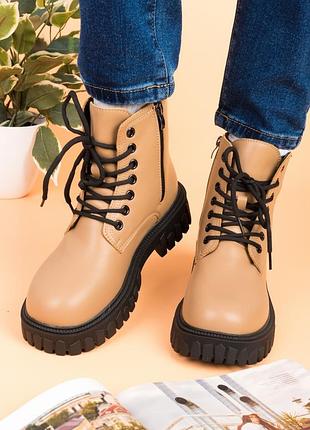 Черевики жіночі