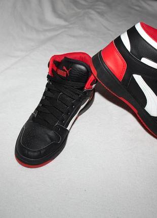 Кроссовки фирмы puma 37 размера по стельке 23,5 см.