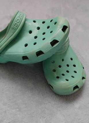 Продам дитячі шльопанці crocs с 10-11.27-28 роз.