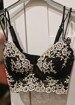 Новые комплекты белья, купальники