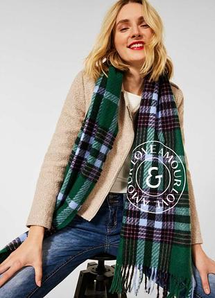 Отличный объемный шарф street one