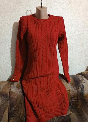 Красивое тёплое платье
30%шерсть