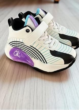 Кроссовки,хайтопы