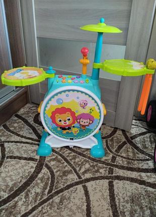 Музыкальная игрушка hola toys барабанная установка (opt2_3130) 44 x 13 x 57 см.
игрушечная барабанная установка вдохновит малыша думать и действовать.