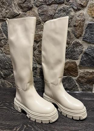 Чобітки жіночі