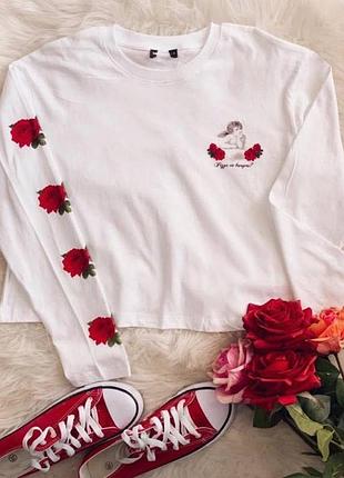 Лонгслів з принтом ангела та трояндами на рукаві розмір xs