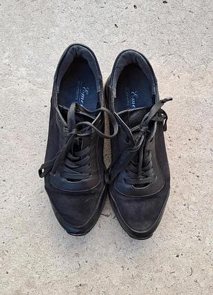 Кроссовки женские черные 37 размер