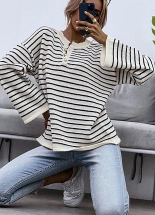 Светр у смужку