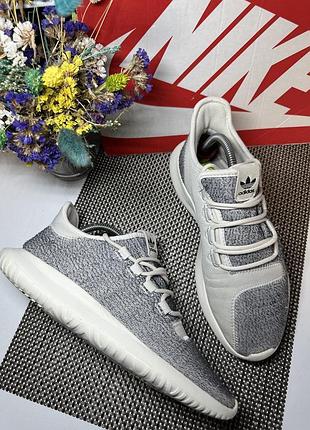 Оригинальные кроссовки adidas