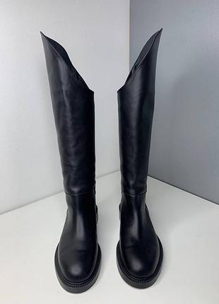 Високі чоботи труби