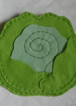 Капуста брошь из фетра