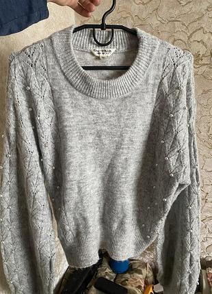 Жіноча кофта