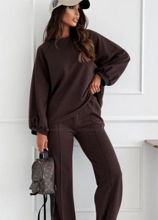 Костюм прогулянковий