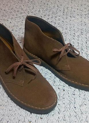 Ботинки clarks оригинал,ботинки унисекс натуральная замша clarks