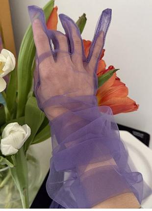 Довгі тюлеві бузкові рукавички перчатки