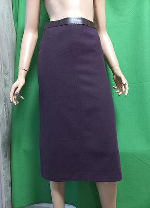 Юбка трапеция из шерсти, кожаным поясом и отстрочкой,  в цвете бургунди, марсала max&co