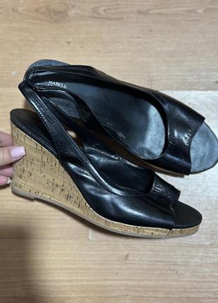 Шкіряні босоніжки на платформі, коркова підошва