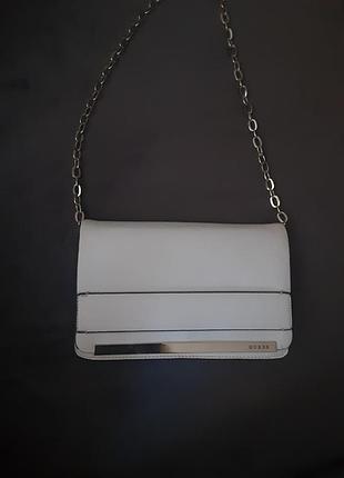 Маленькая сумочка guess.