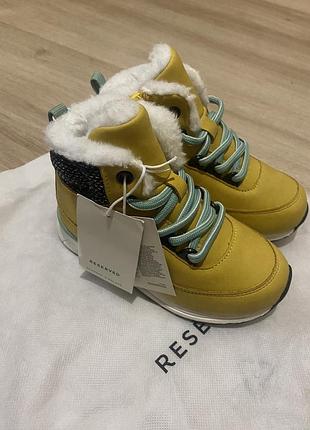 Високі черевики з опушкою