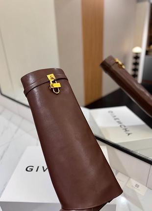 Чоботи givenchy 4